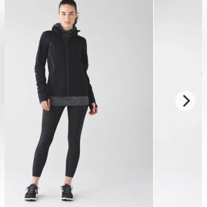 Lululemon size 6 tight stuff tight fitness legging